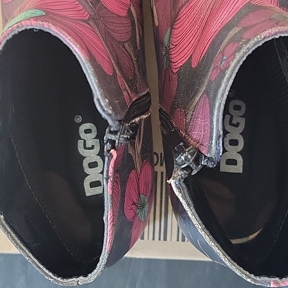 DoGo Vegan Leather Ankle Boots Size 10/41 - Picture 6 of 7